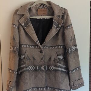 Powder River Outfitters Beige and Gray Patterned Blazer
